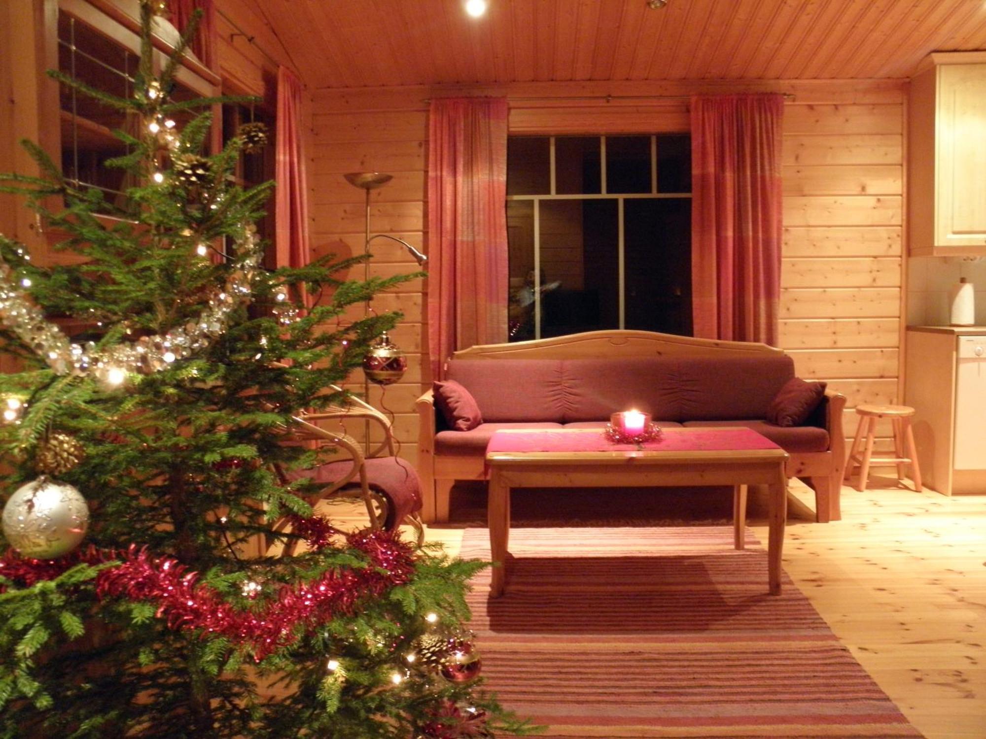 Loikansaari Lomamoekit Holiday Cottages Kallislahti Exterior photo